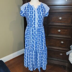 💙 Vineyard Vines Patterned Maxi Dress